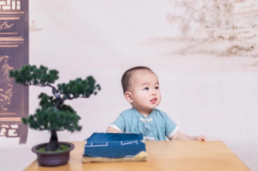 石家庄宝宝喊肚子疼怎么回事